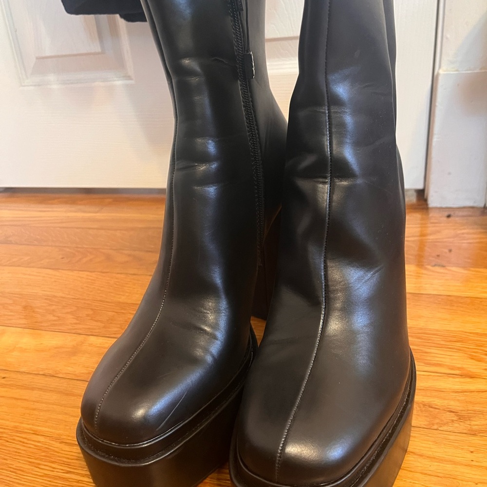 Black Leather Women's Boots